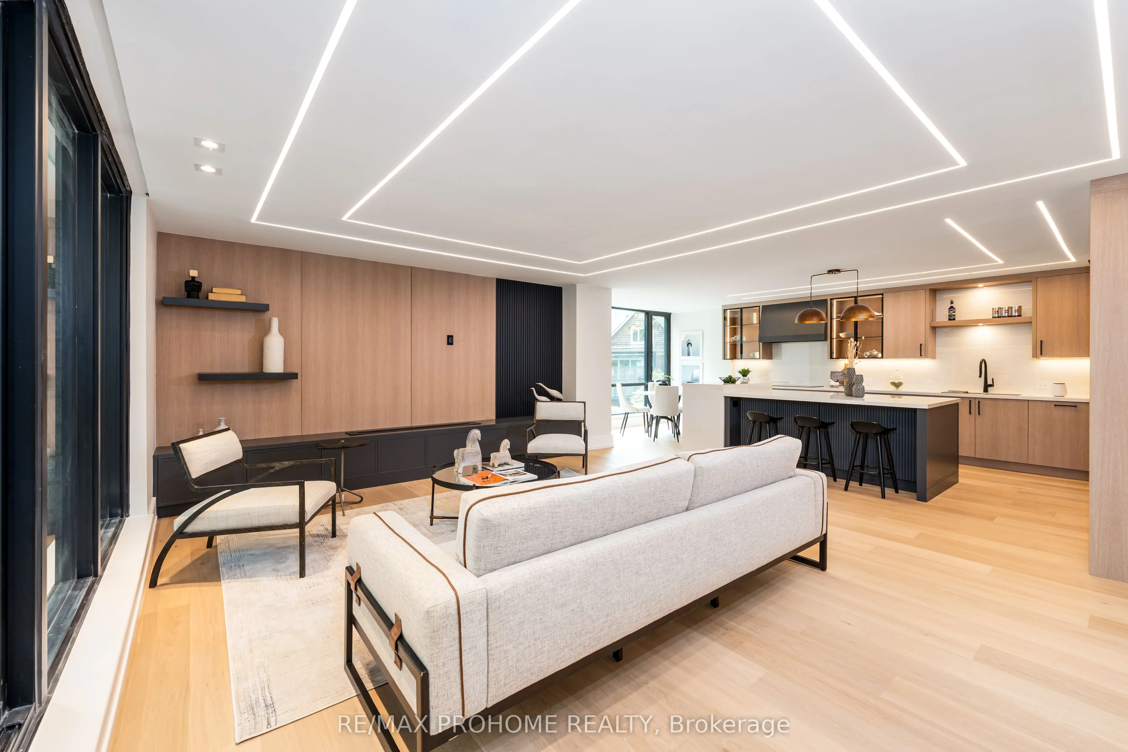 66 Collier Street, #2D
