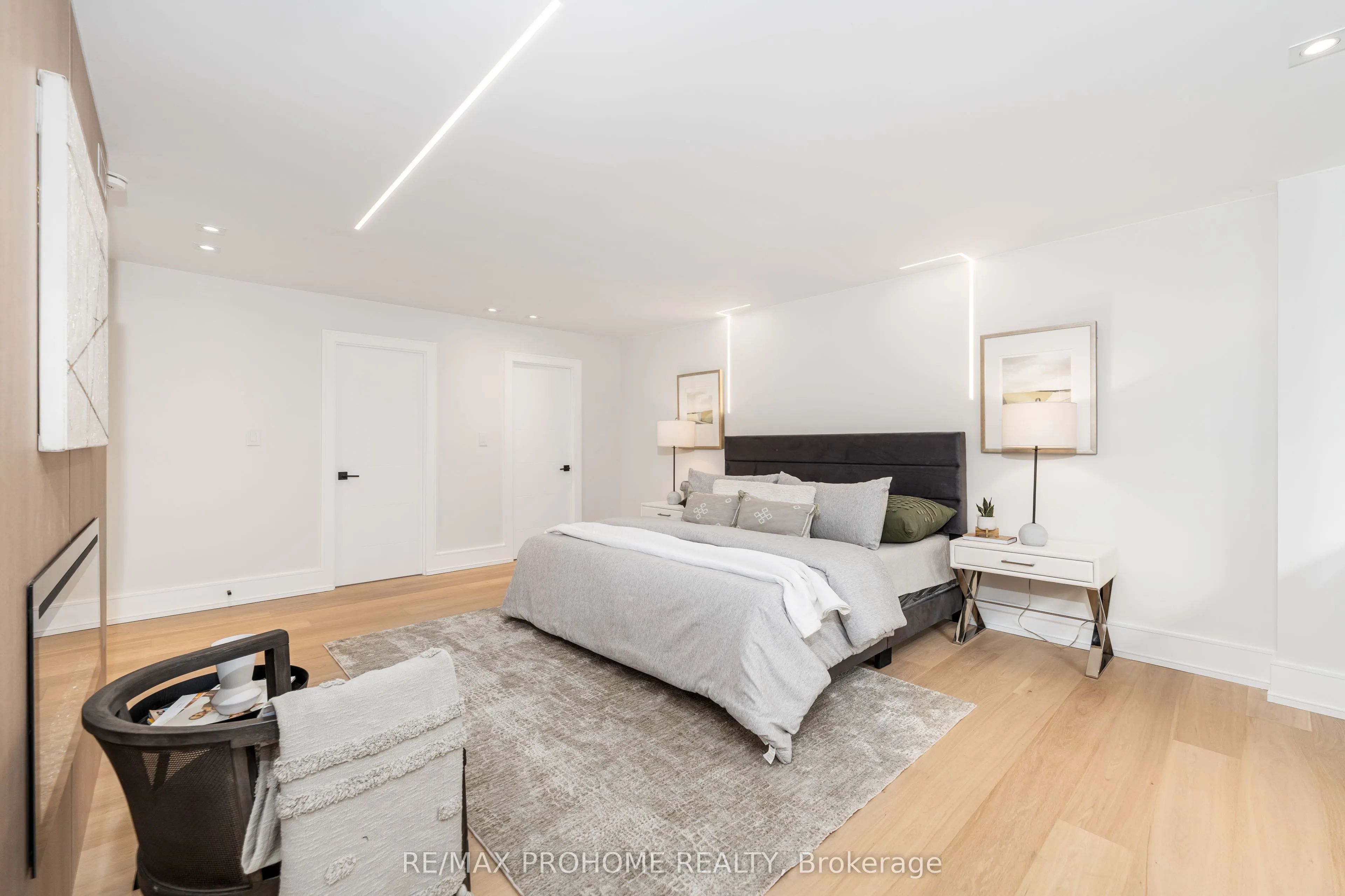 66 Collier Street, #2D