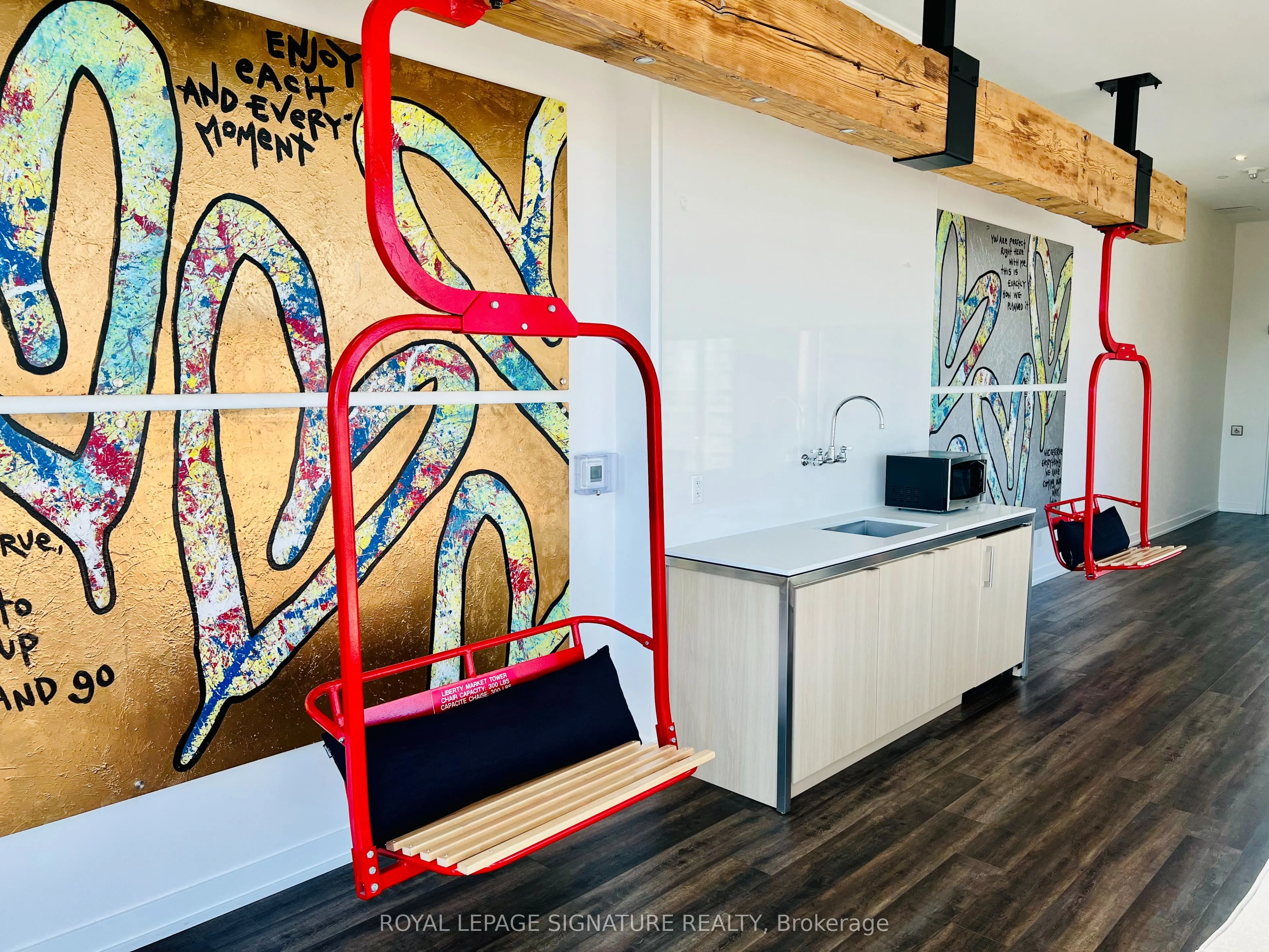 135 East Liberty Street, #1005