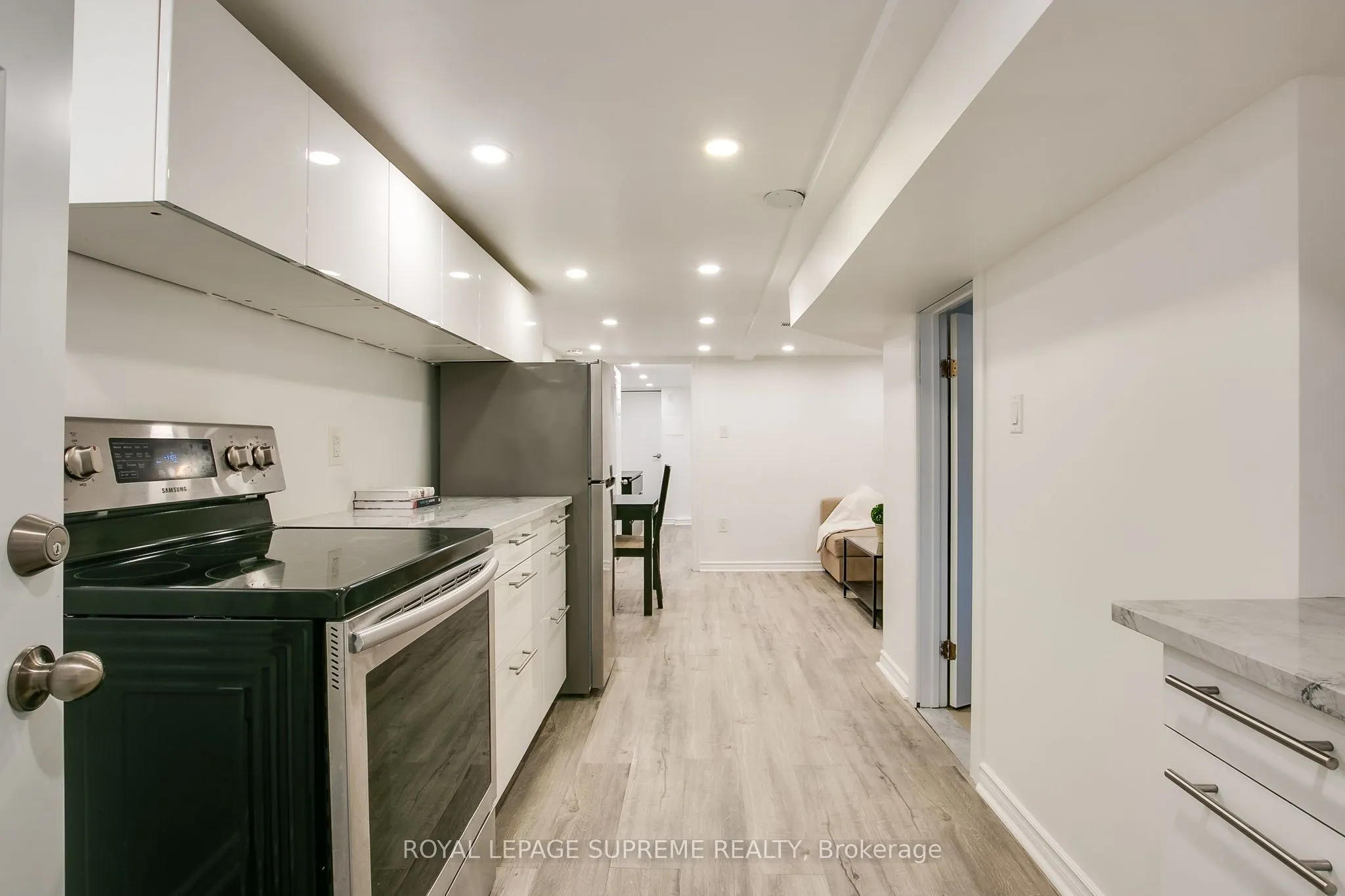255 Howland Avenue