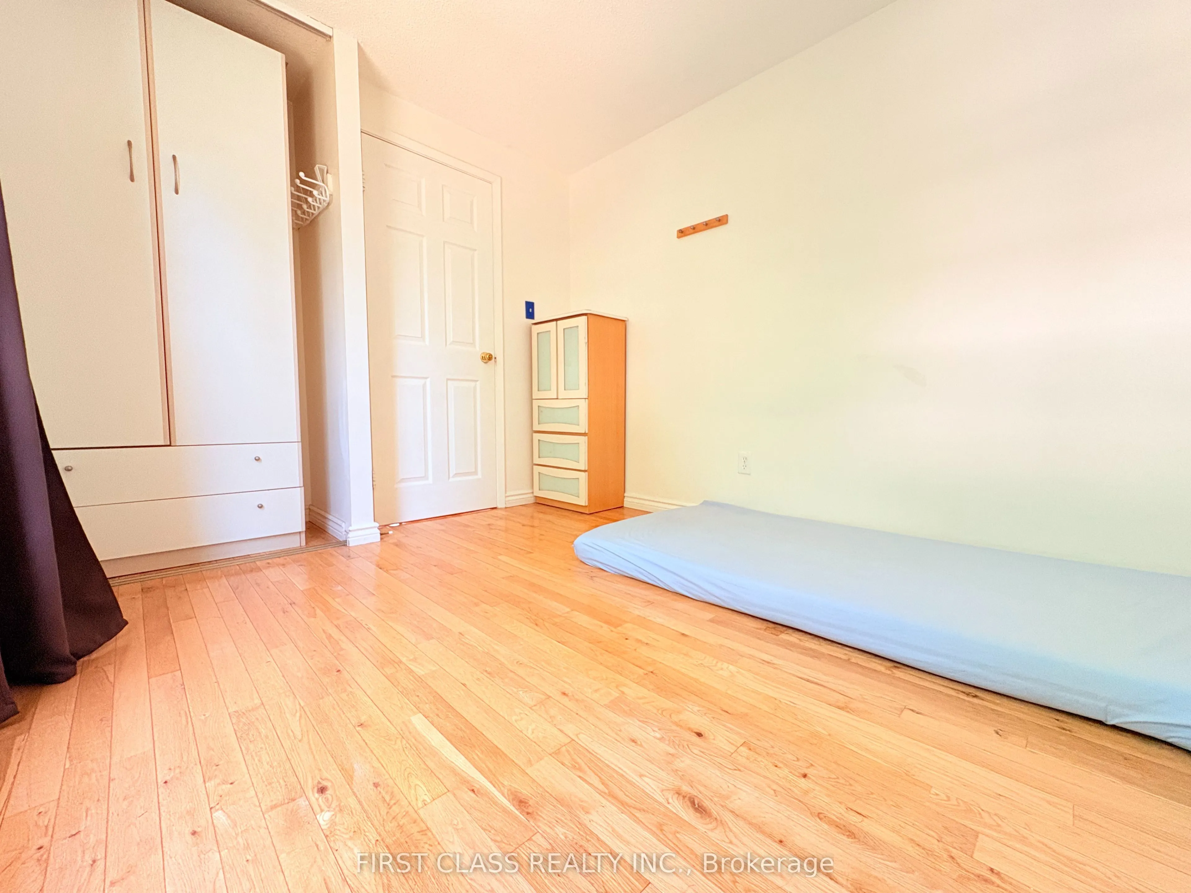 16 Townsend Road, #13