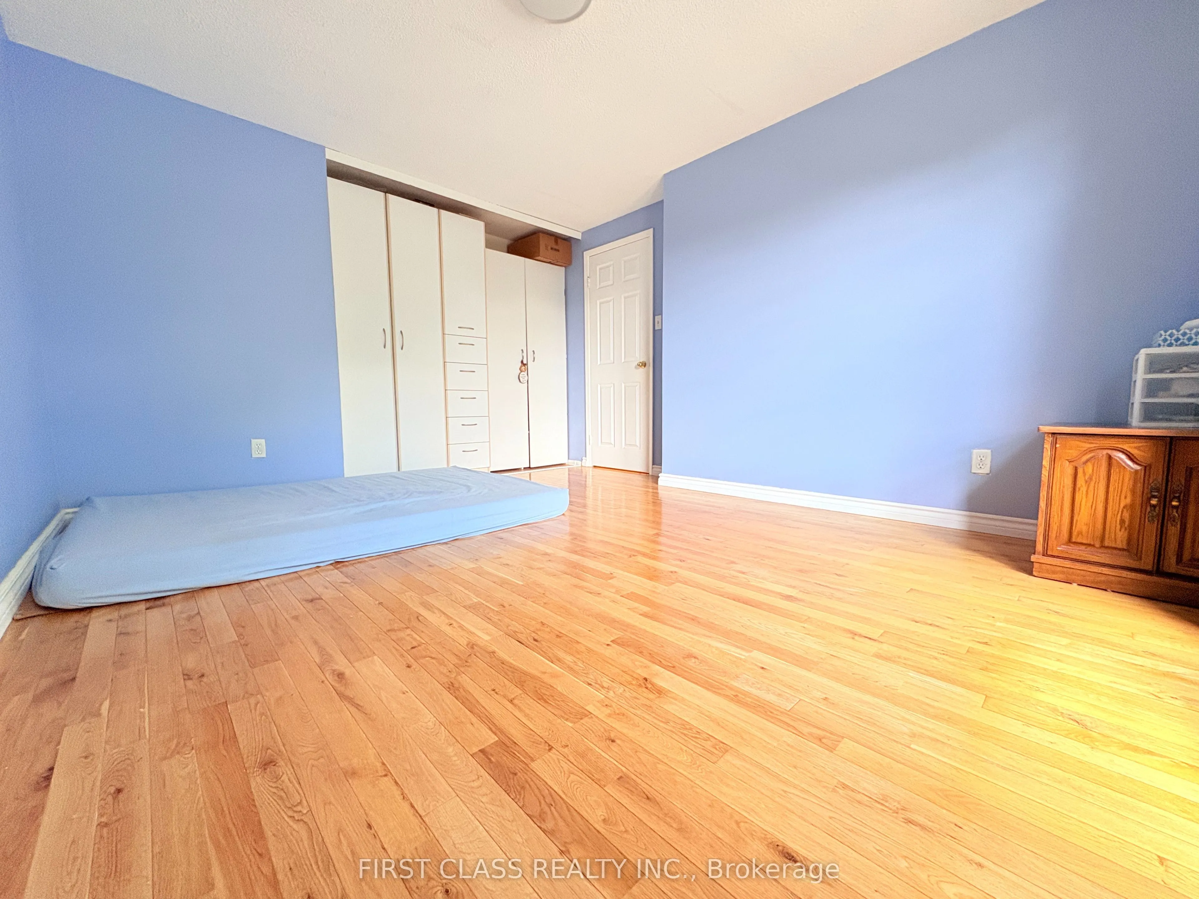 16 Townsend Road, #13