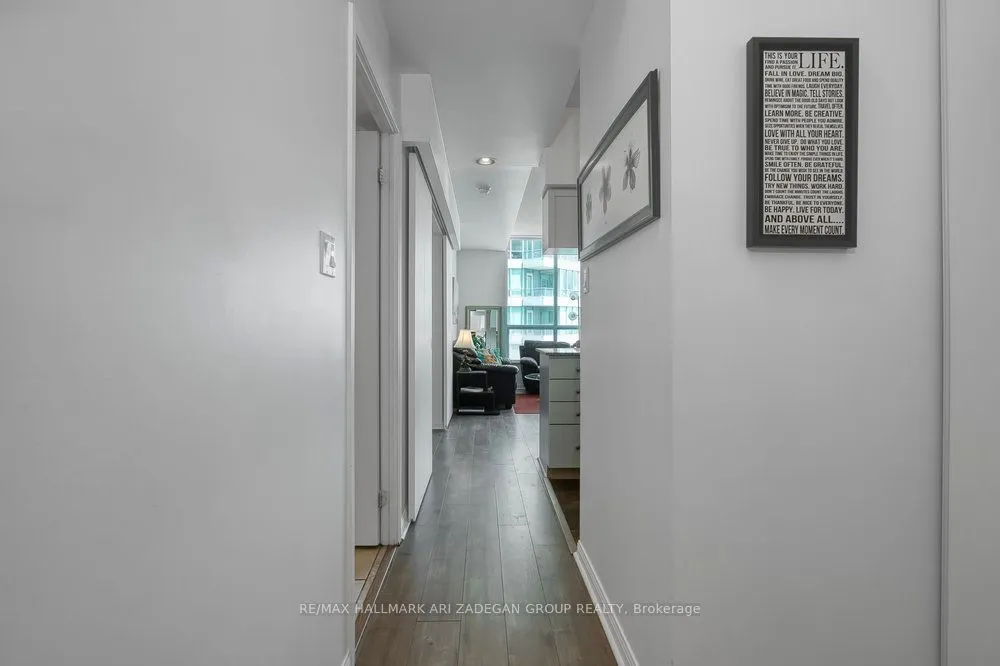 230 Queens Quay W, #1518