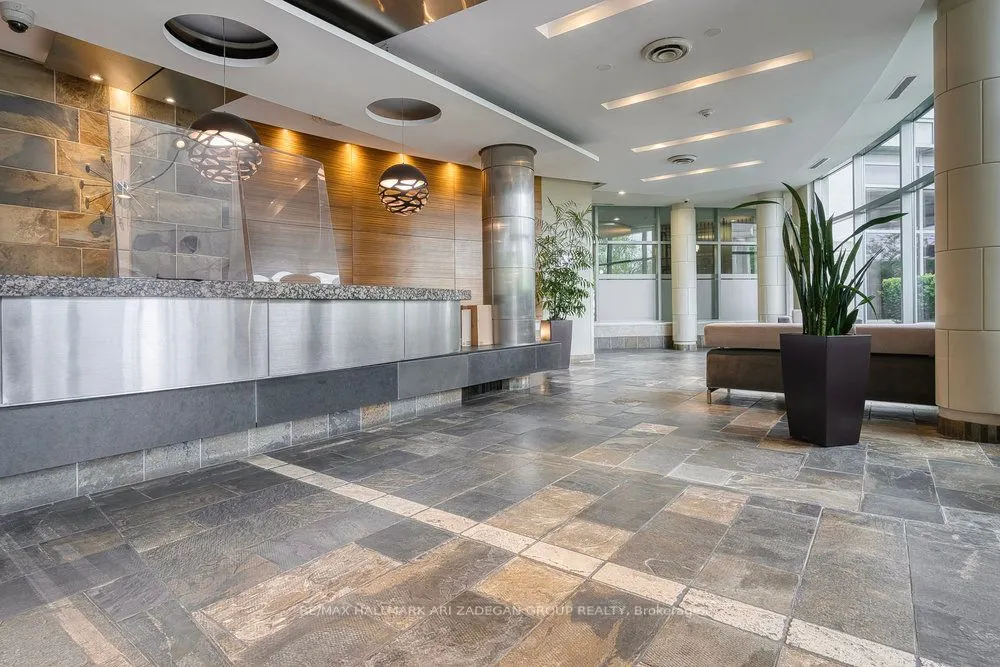 230 Queens Quay W, #1518