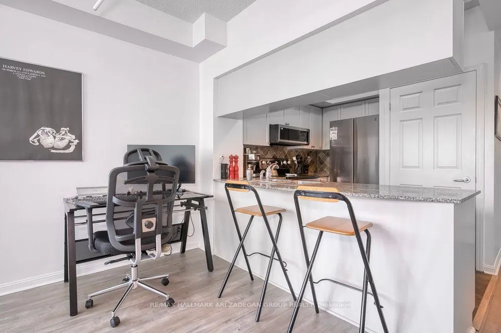230 Queens Quay W, #1518