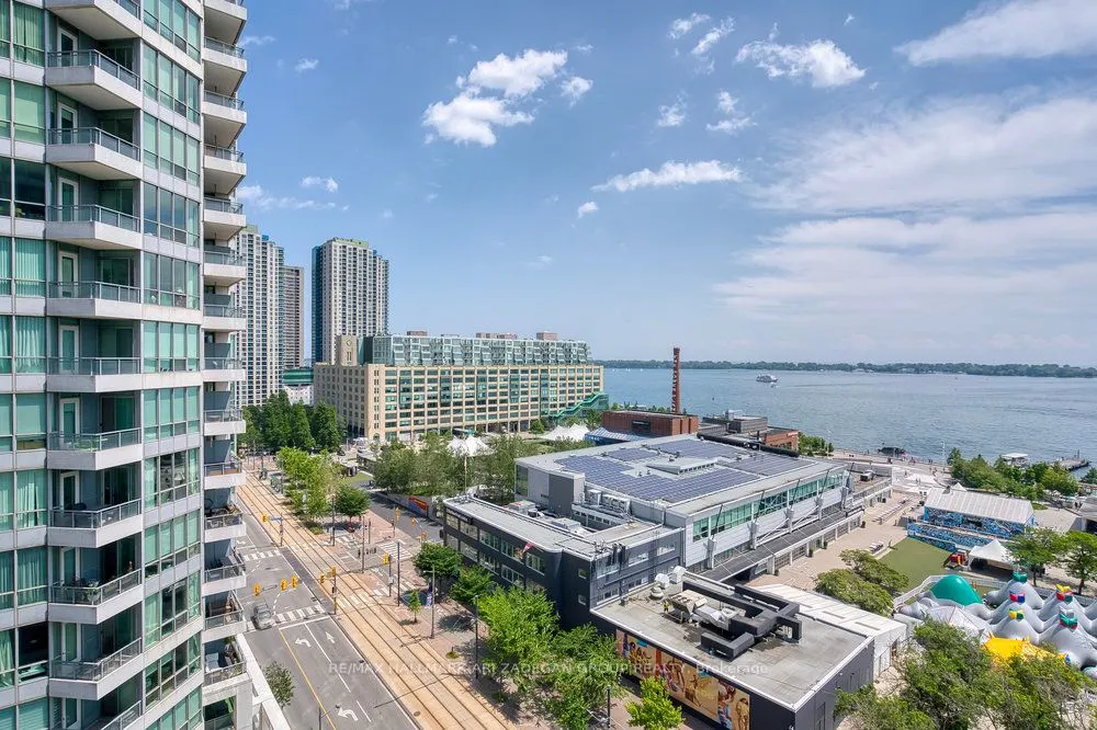 230 Queens Quay W, #1518