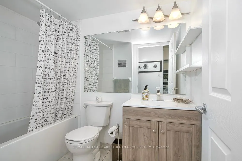 230 Queens Quay W, #1518