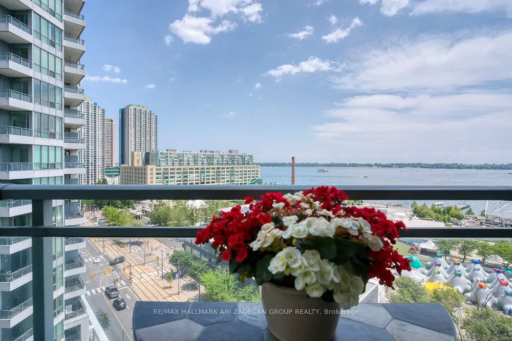 230 Queens Quay W, #1518