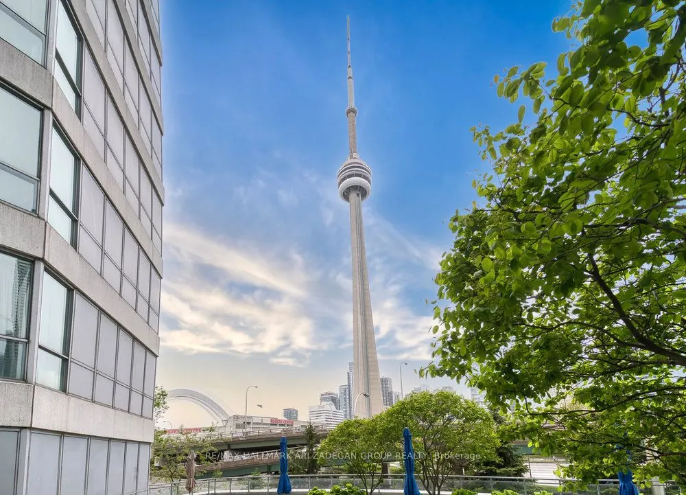 230 Queens Quay W, #1518