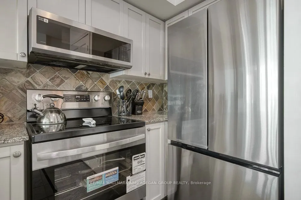 230 Queens Quay W, #1518