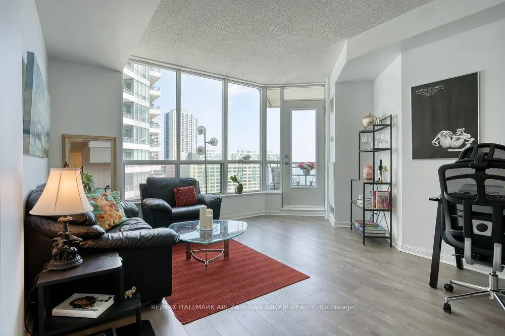 230 Queens Quay W, #1518