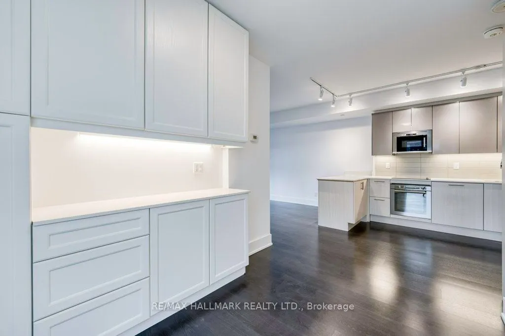 403 Church Street, #416