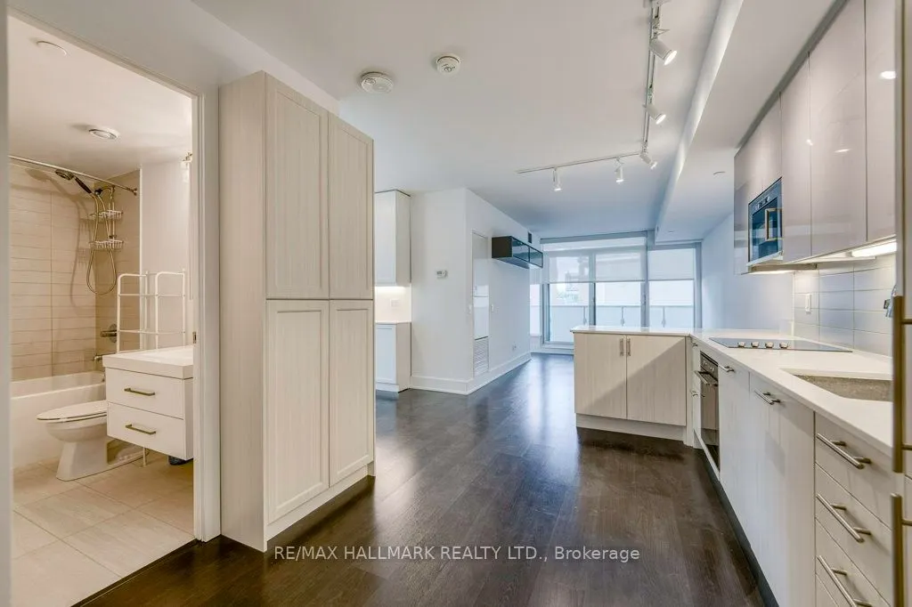 403 Church Street, #416