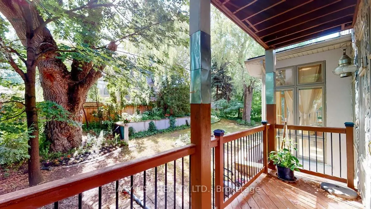 98 Burbank Drive
