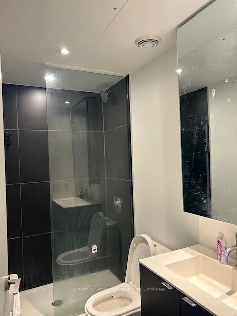 20 Edward Street, #1111