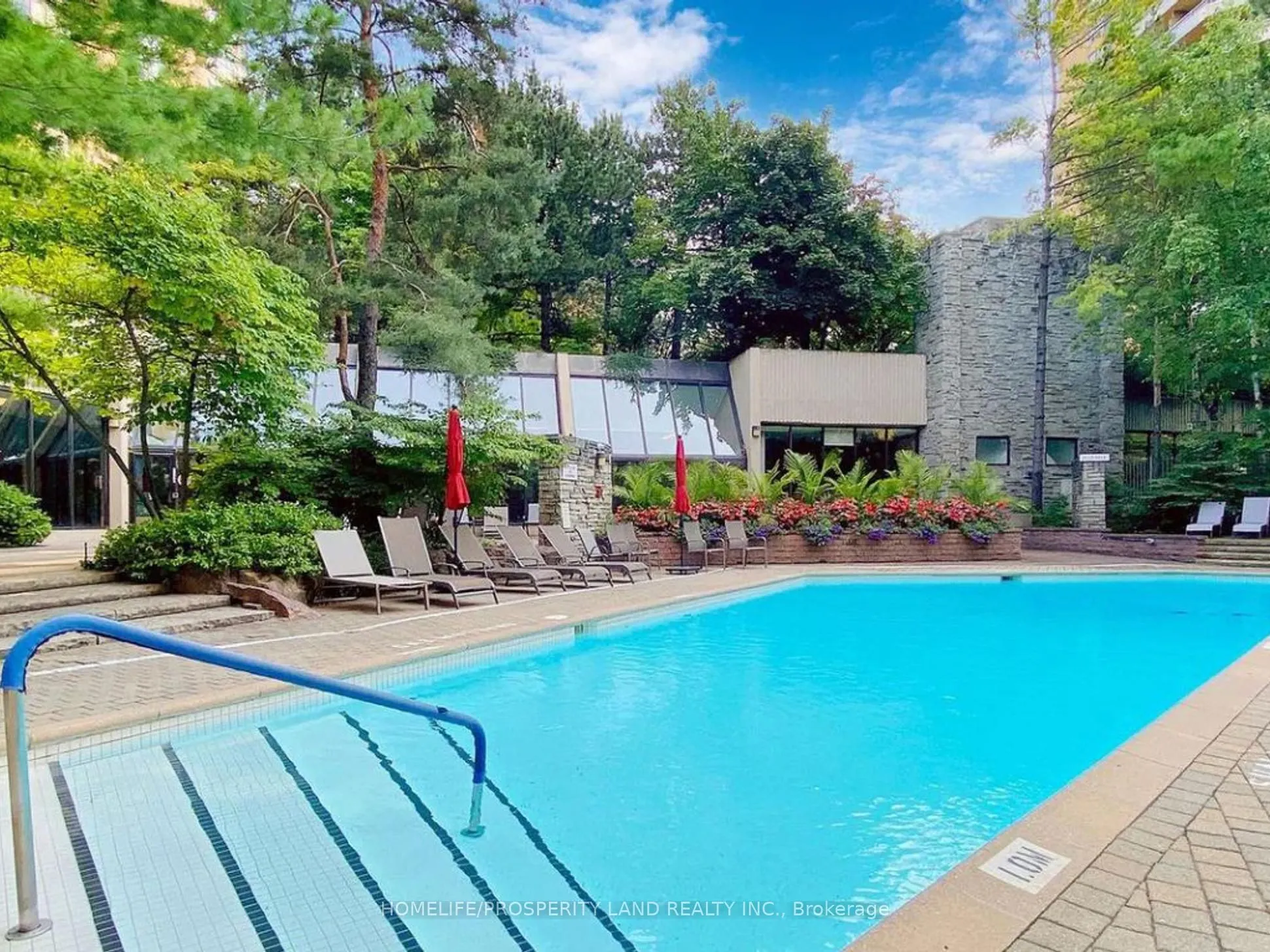 89 Skymark Drive, #2712