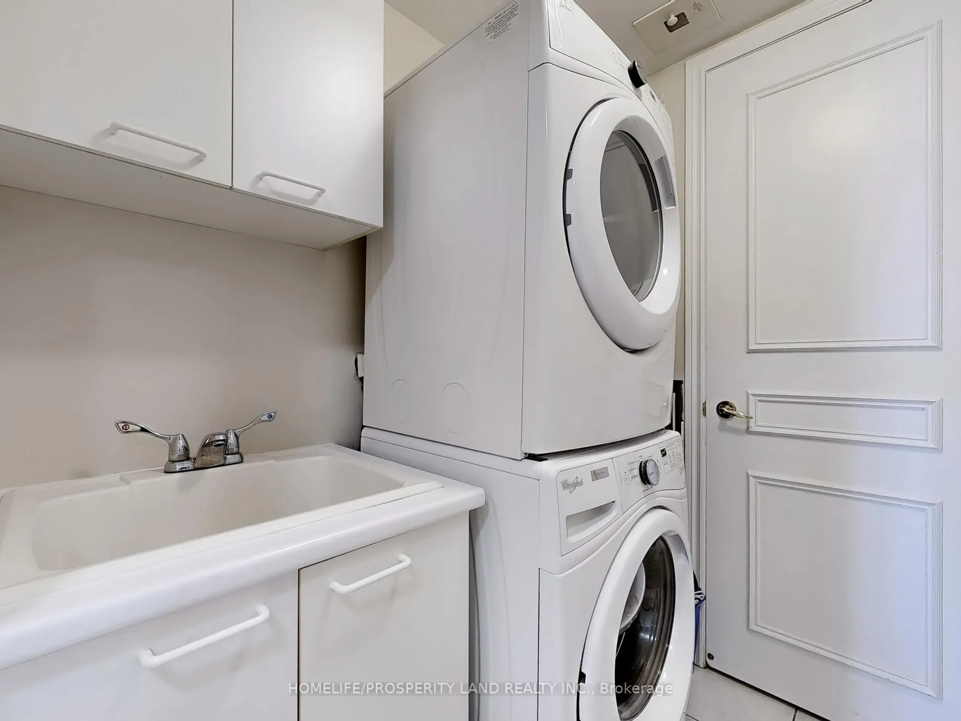 89 Skymark Drive, #2712