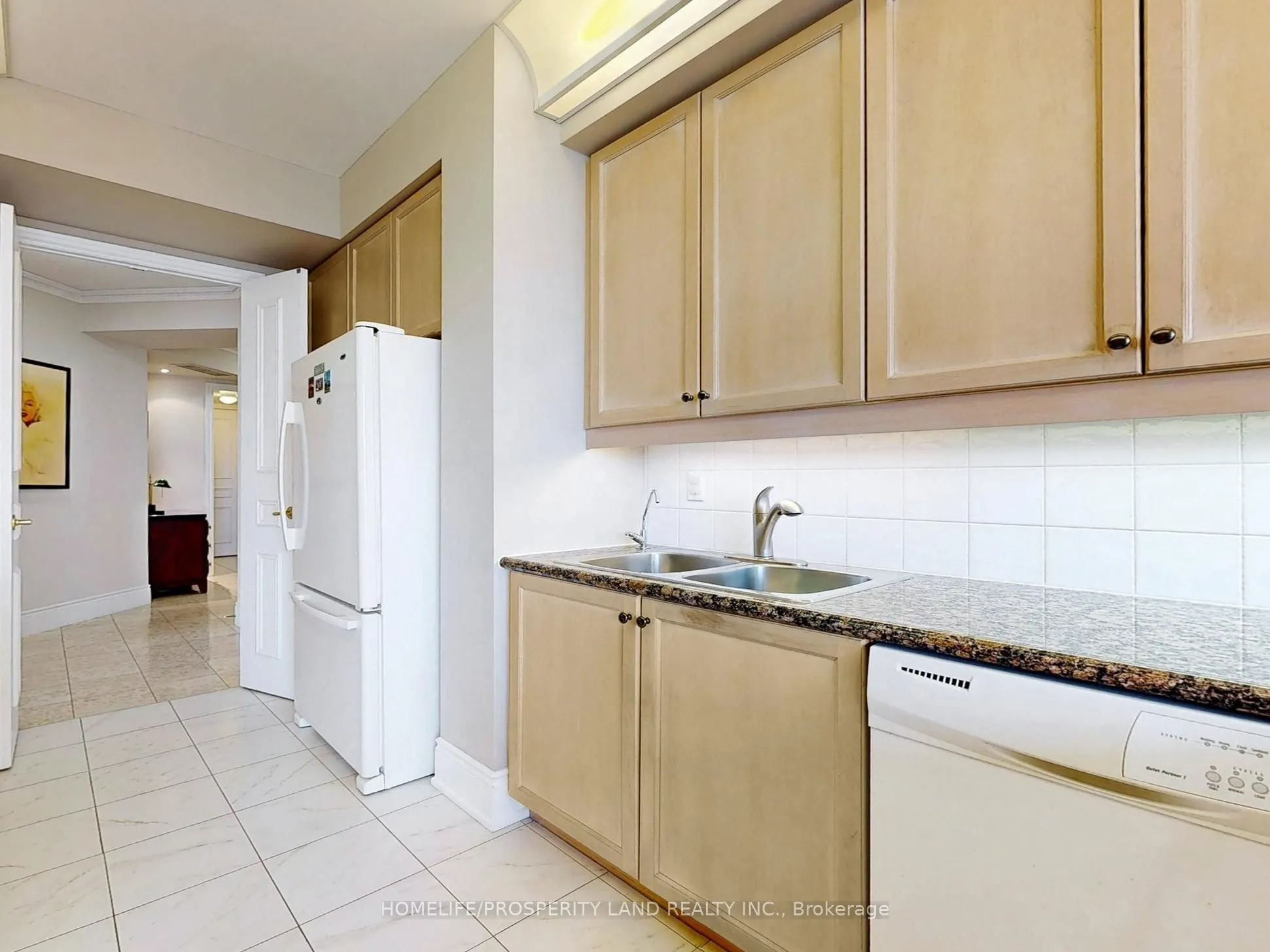 89 Skymark Drive, #2712
