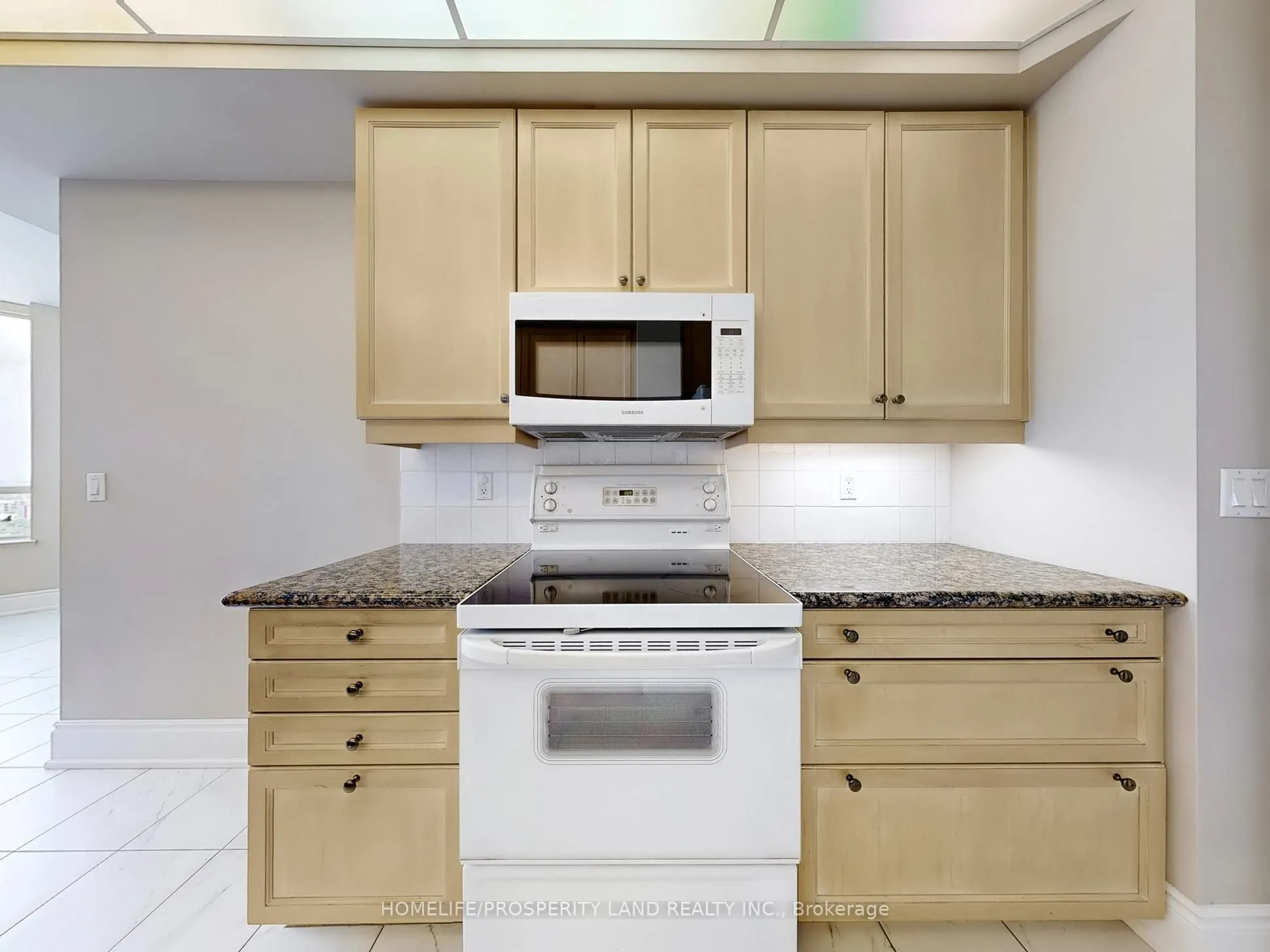 89 Skymark Drive, #2712