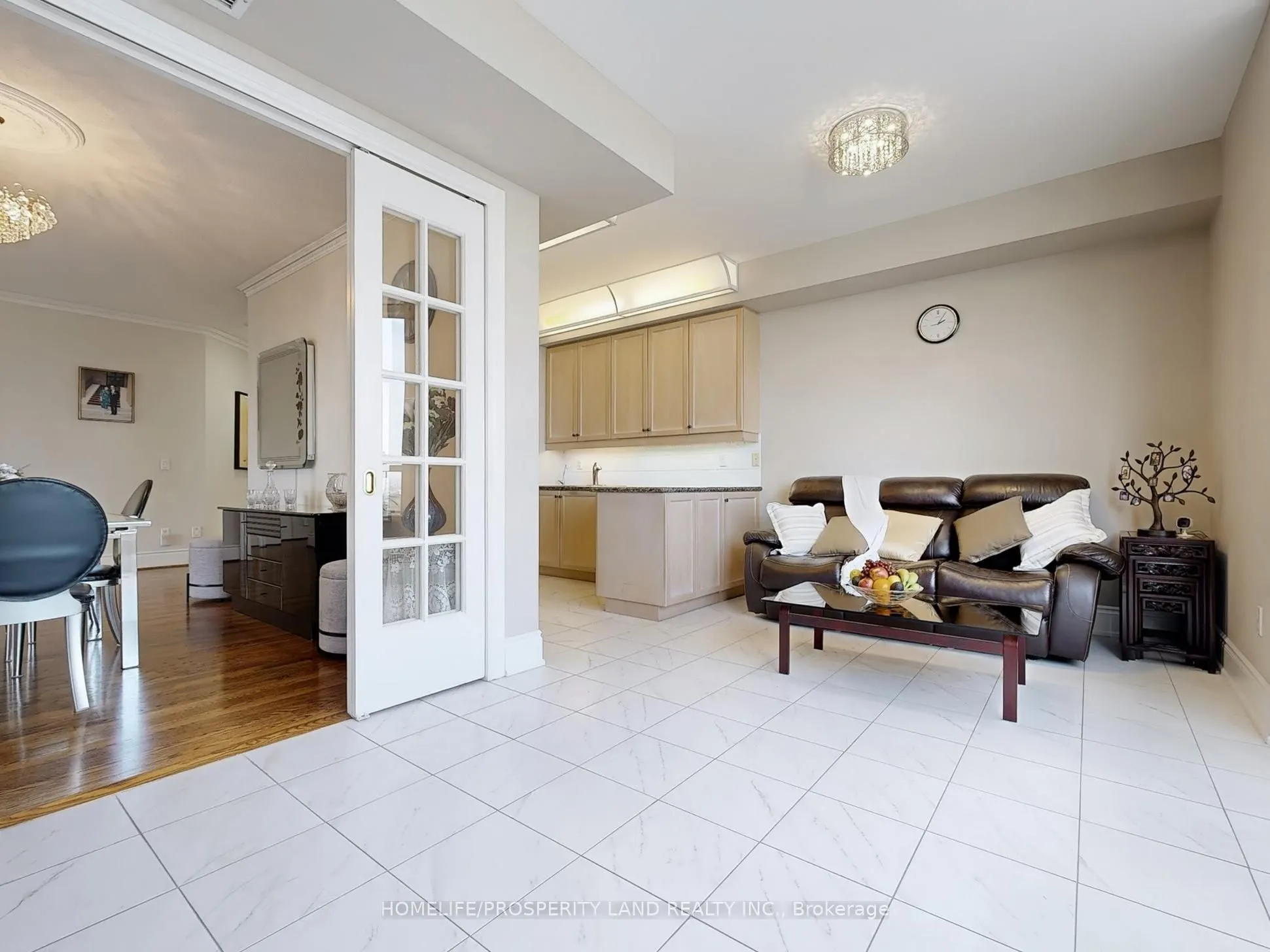 89 Skymark Drive, #2712