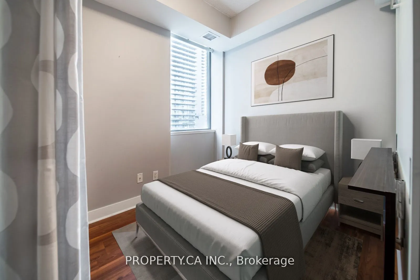 438 King Street W #1314