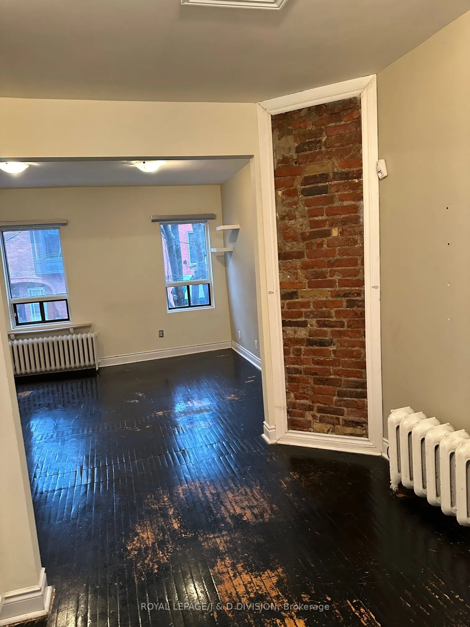9 Irwin Avenue, #Upper