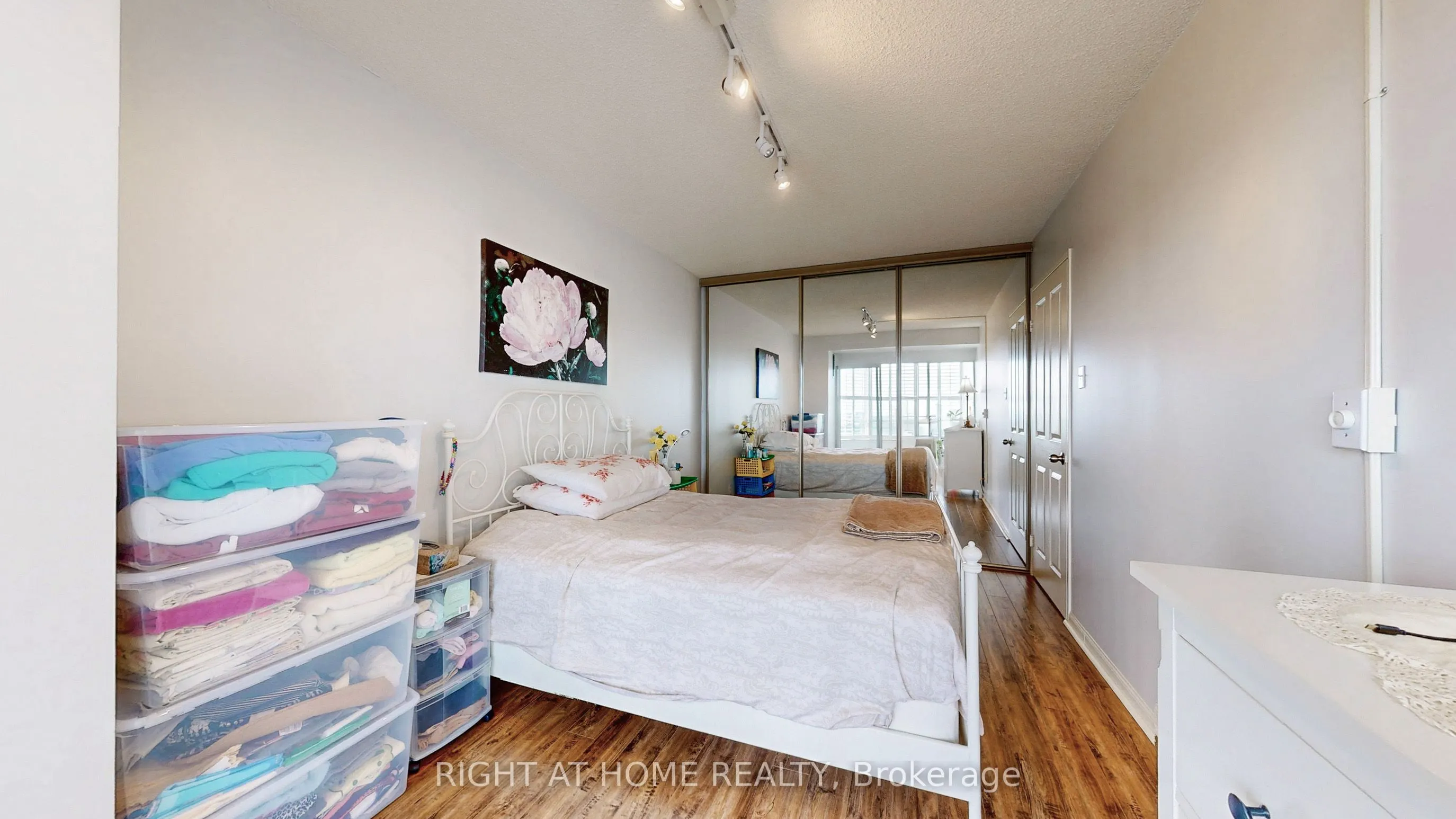 1121 Steeles Avenue W, #PH202