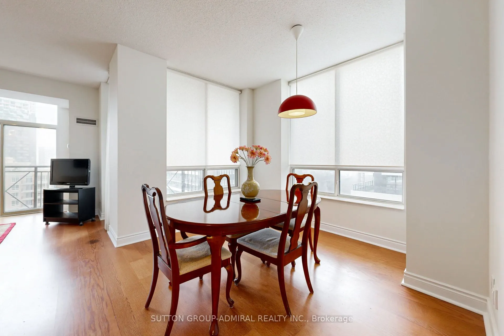1101 Leslie Street, #1502