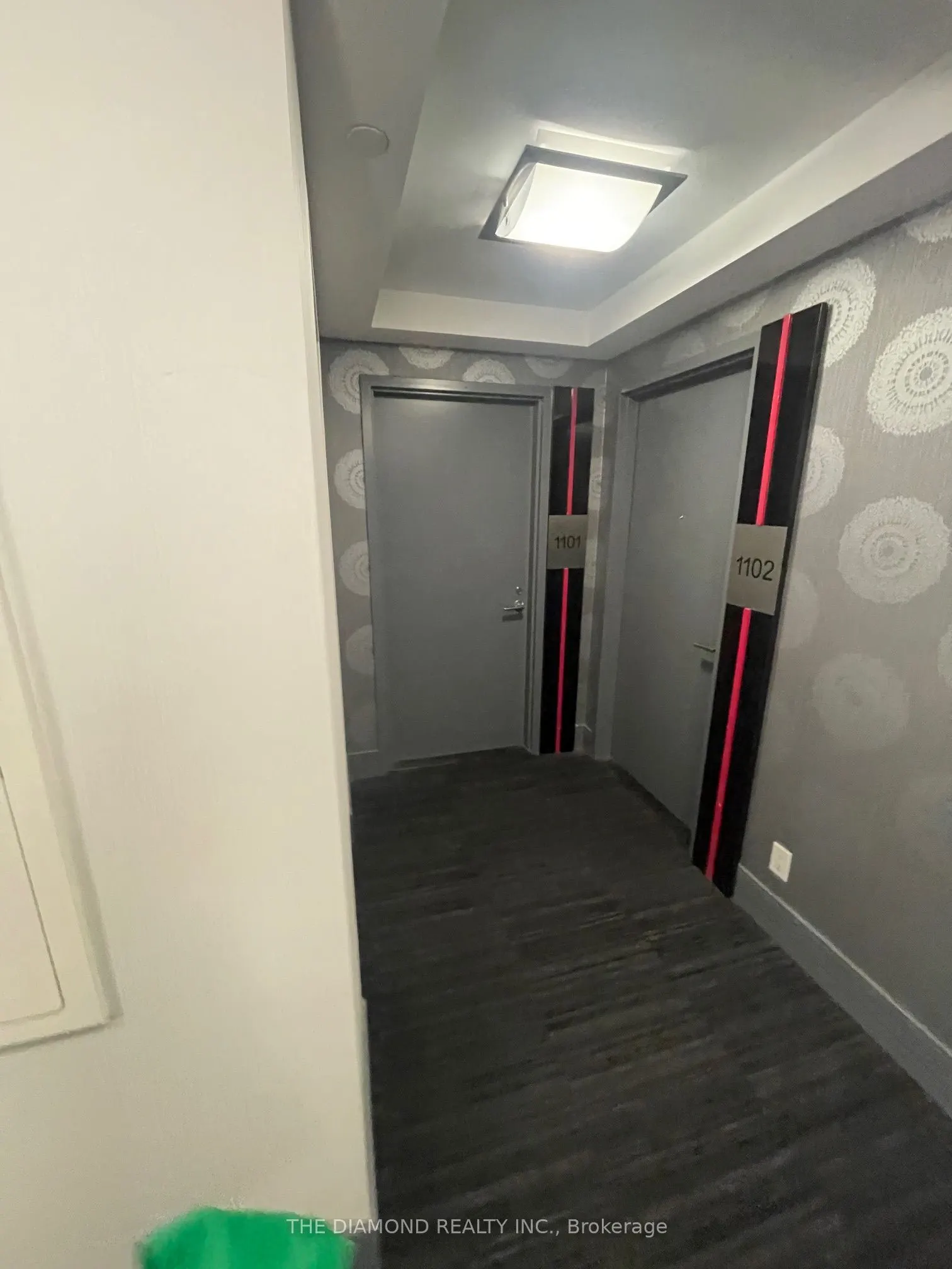 58 Orchard View Boulevard, #1101