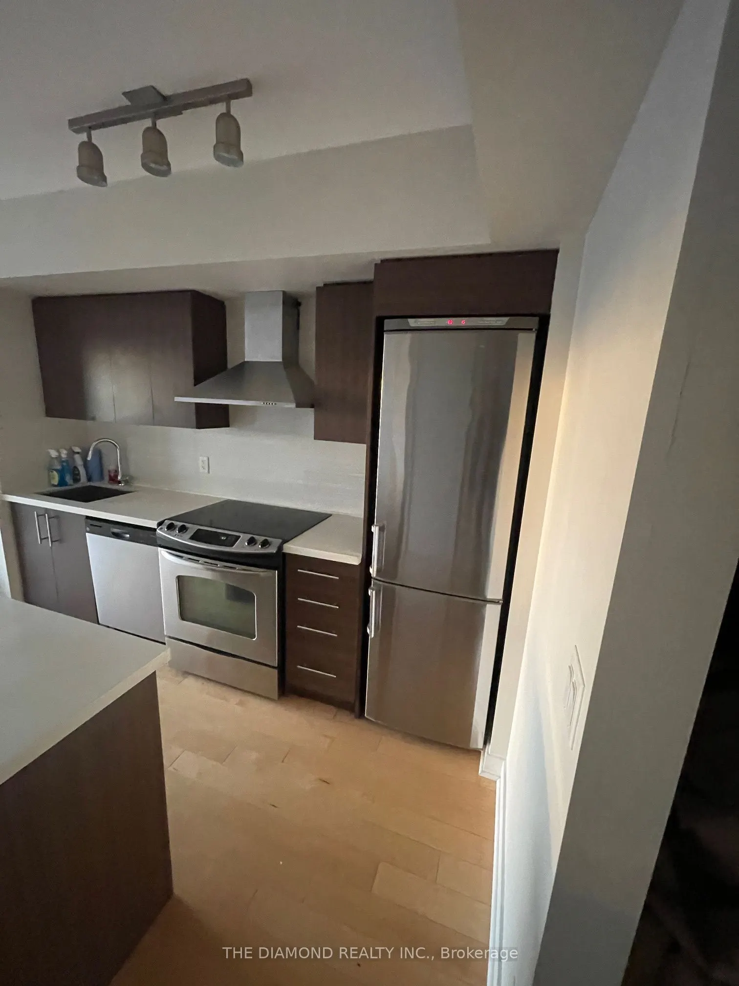 58 Orchard View Boulevard, #1101