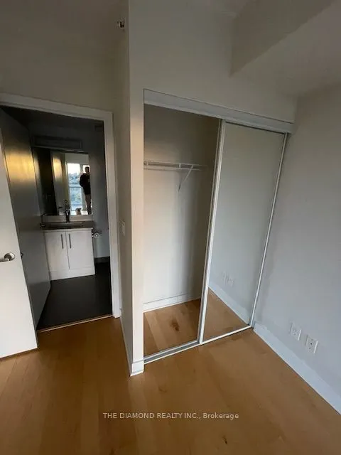 58 Orchard View Boulevard, #1101