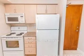 35 Bales Avenue, #1107