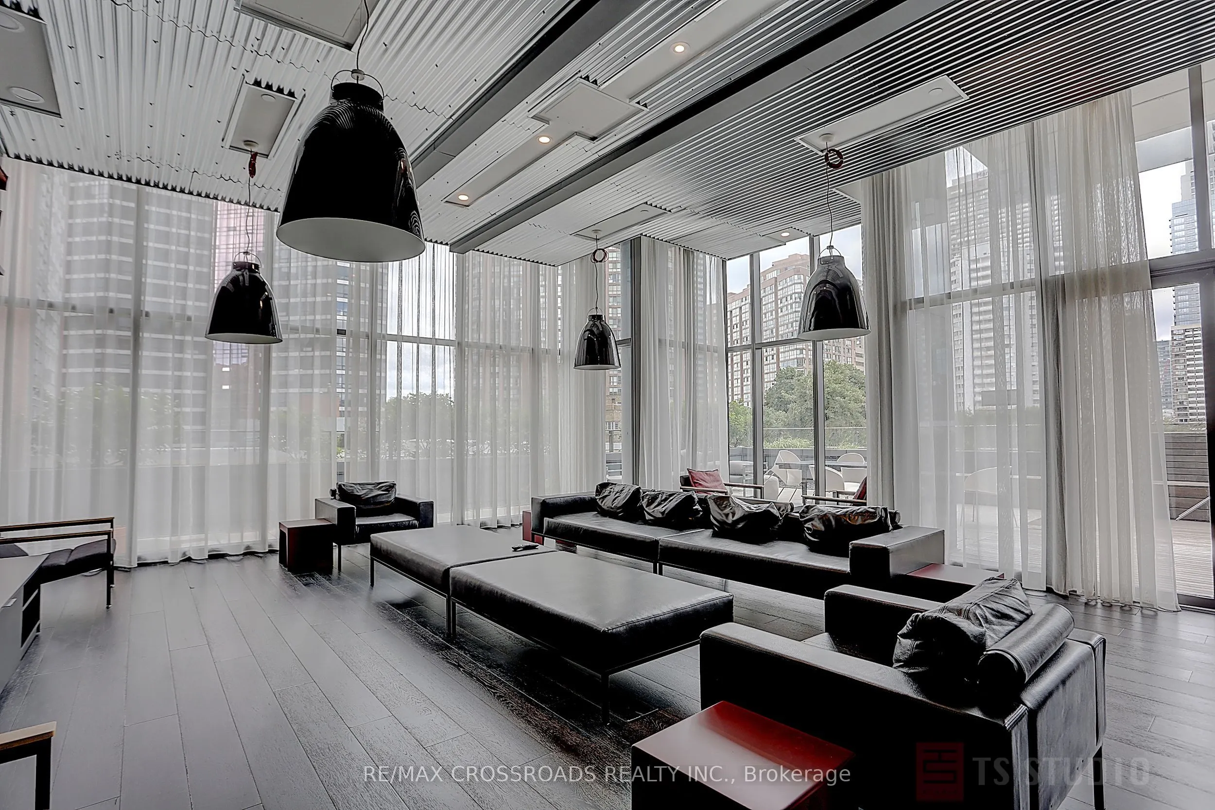 5 St Joseph Street, #1604