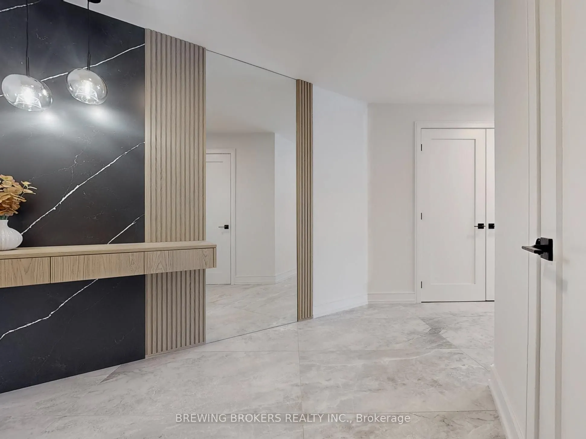 85 Skymark Drive, #501