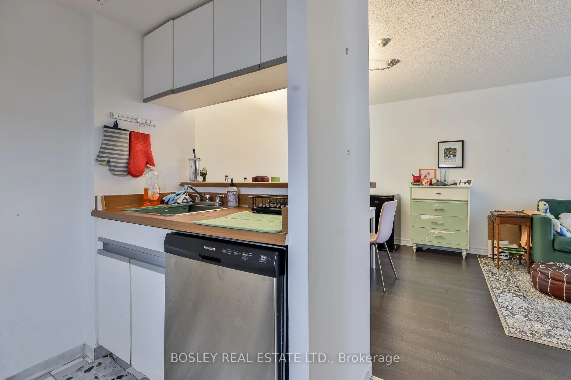 1001 Bay Street, #1008