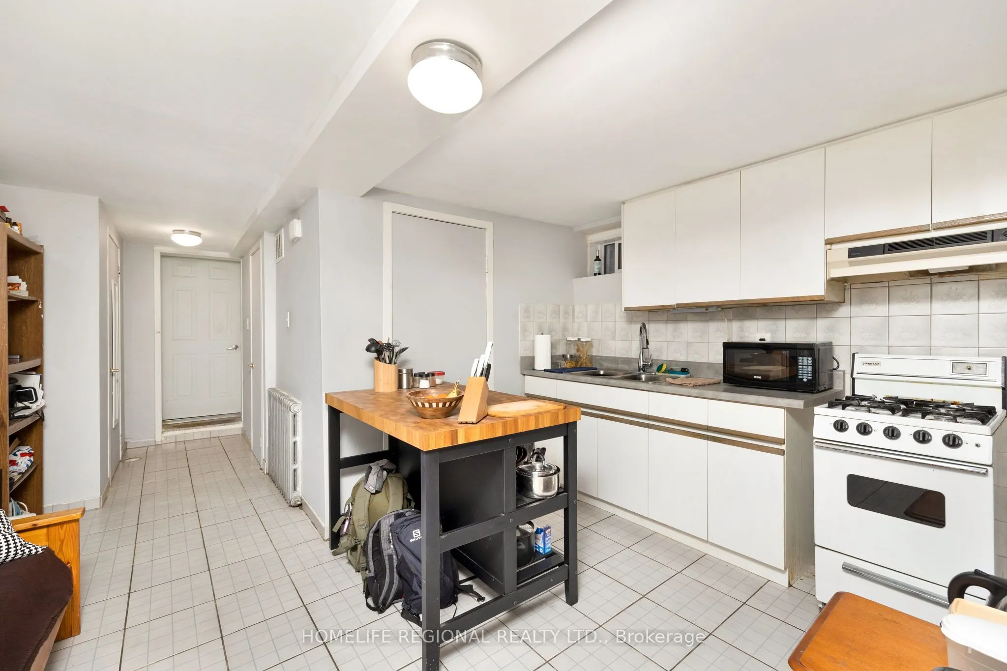 200 Roxton Road