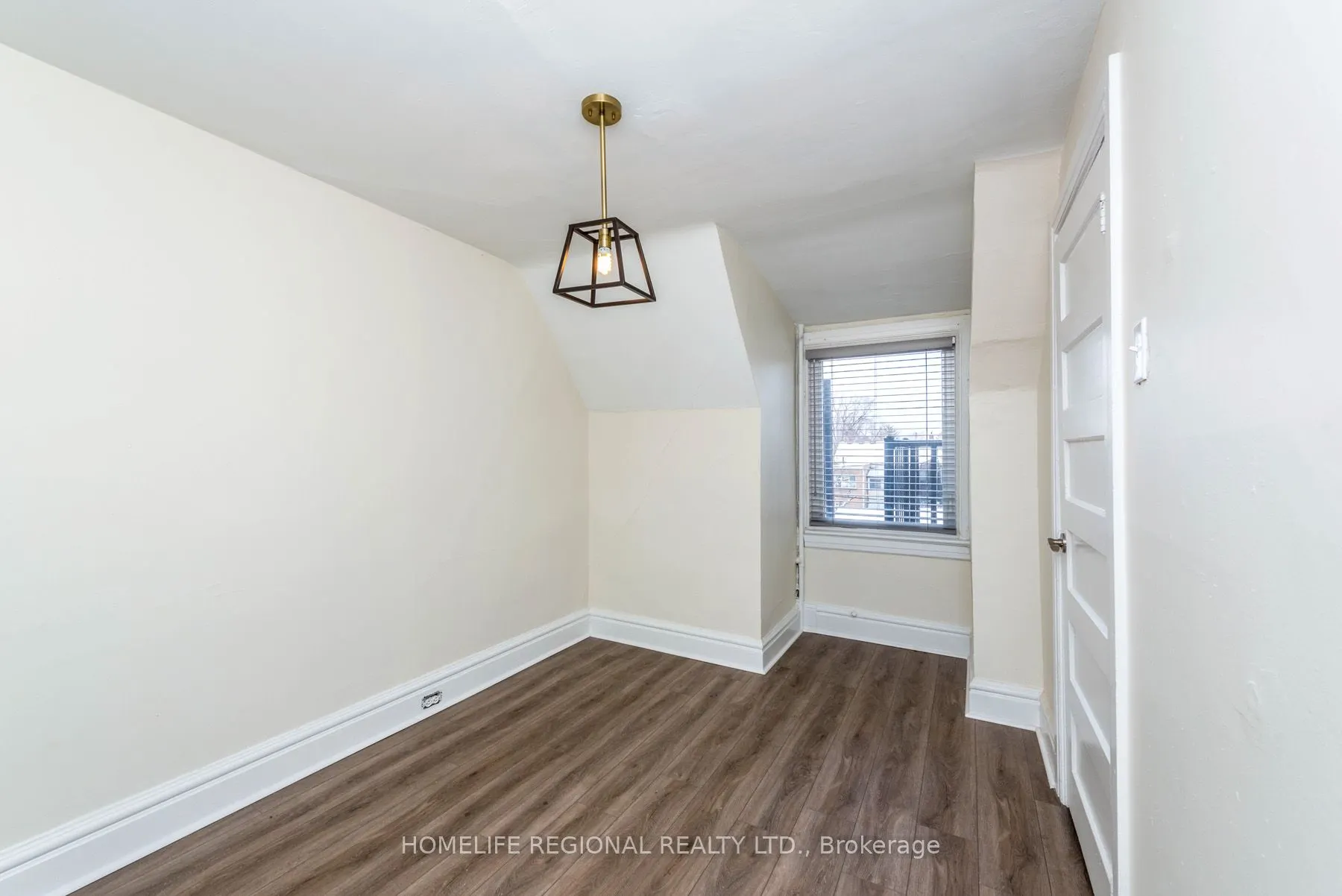 200 Roxton Road
