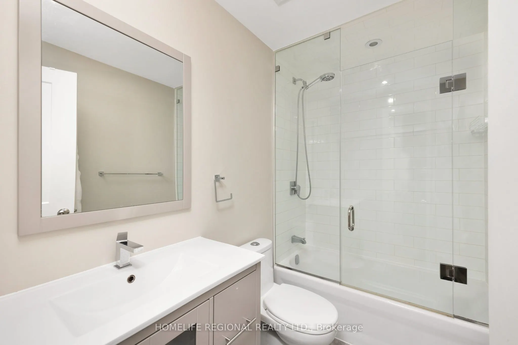 204 Roxton Road