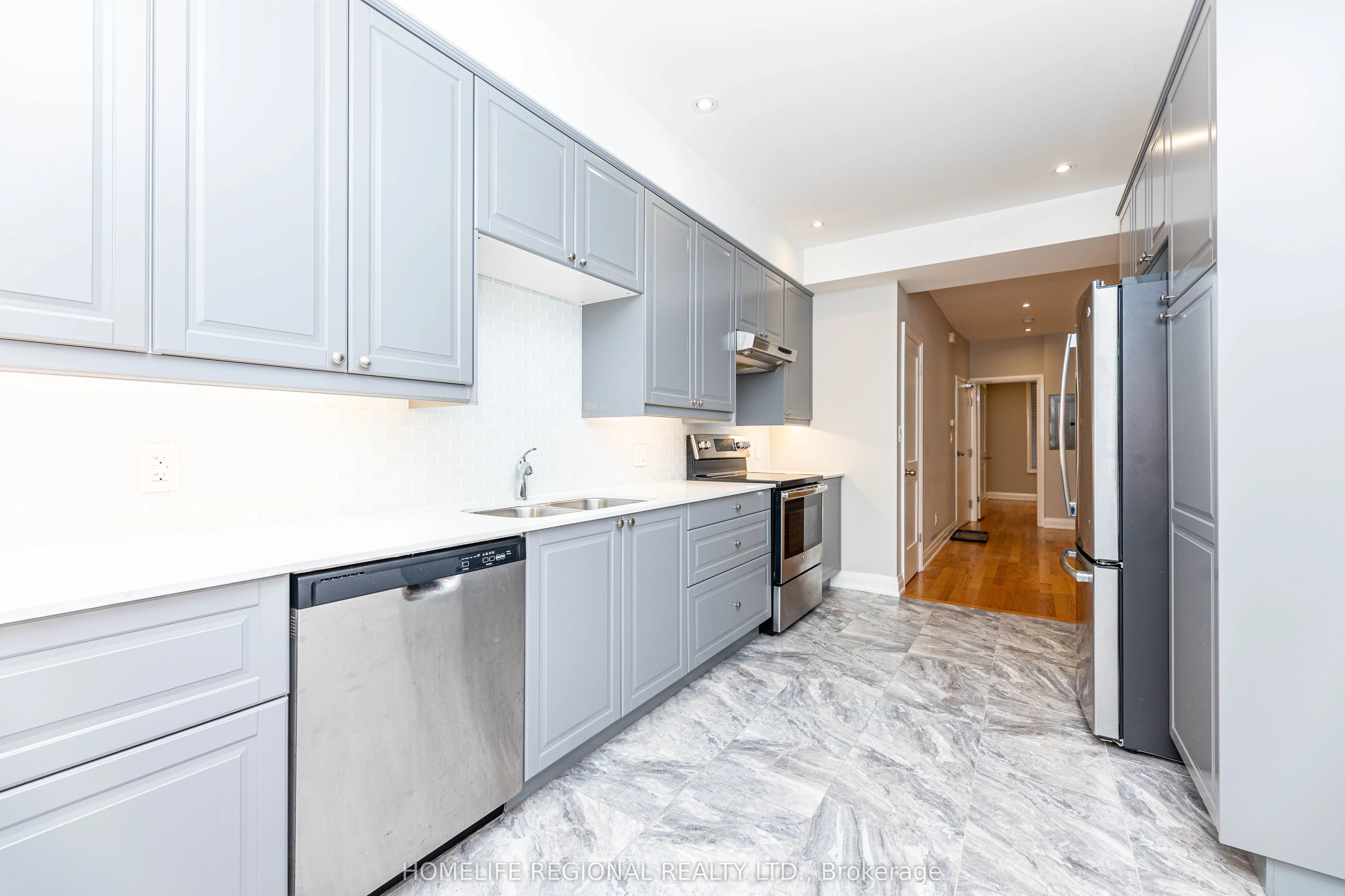 204 Roxton Road