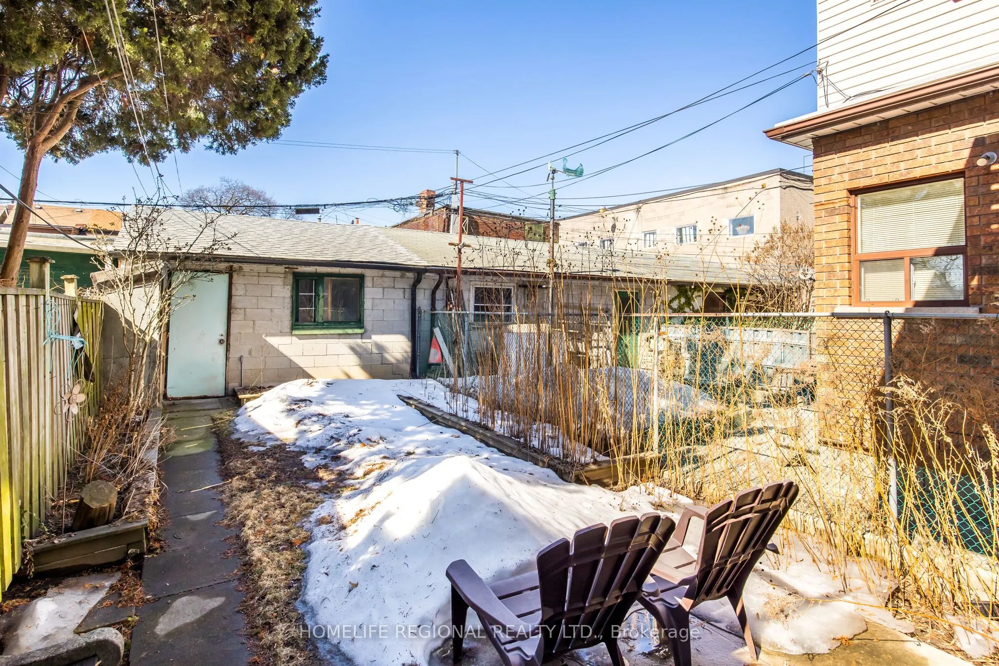 204 Roxton Road
