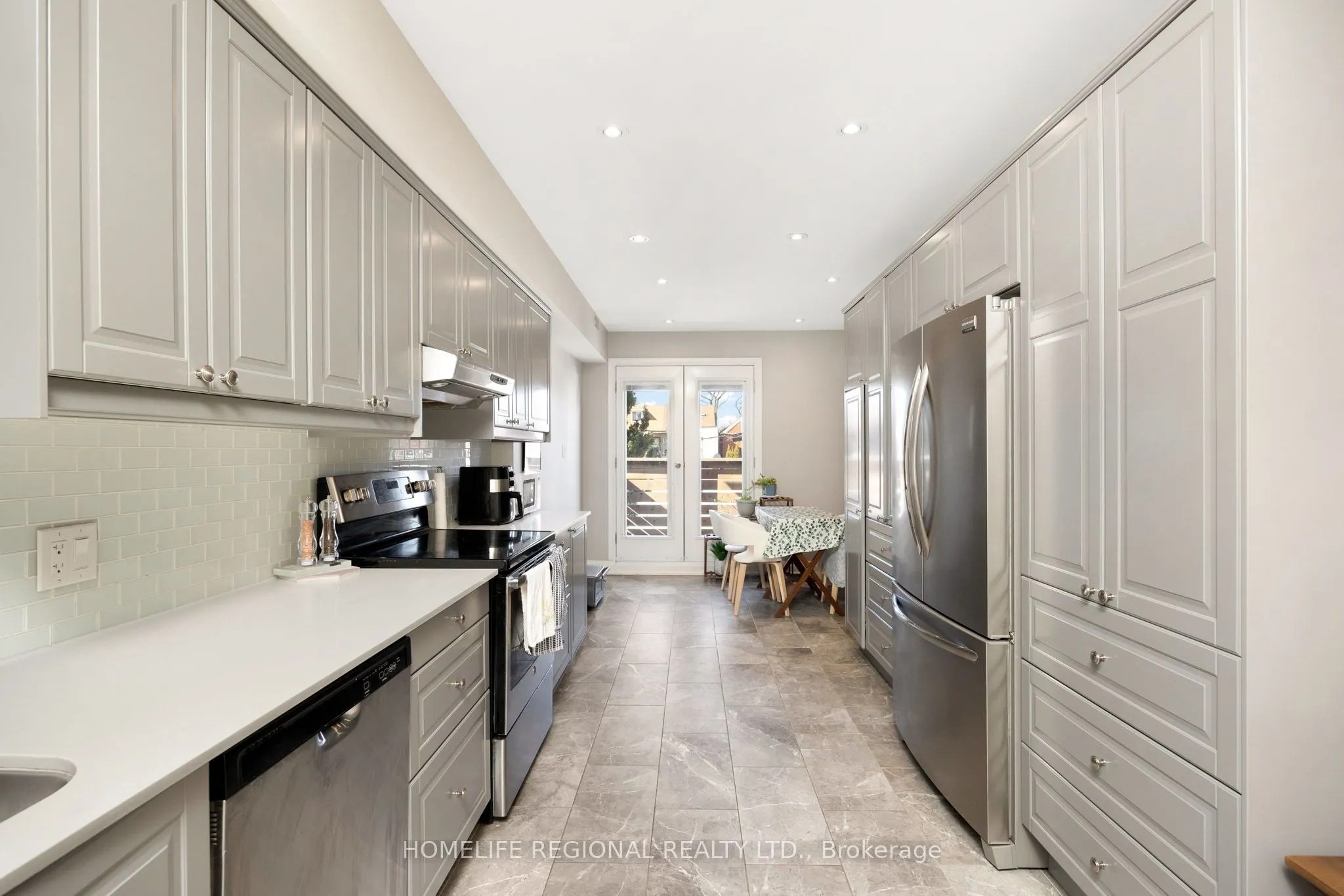 204 Roxton Road