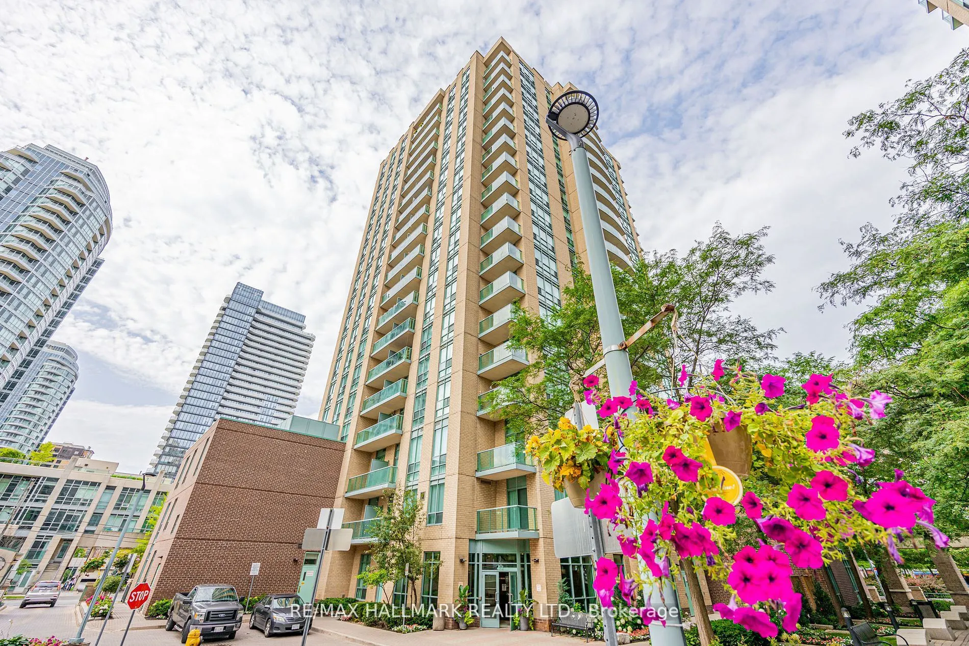 20 Olive Avenue, #1707