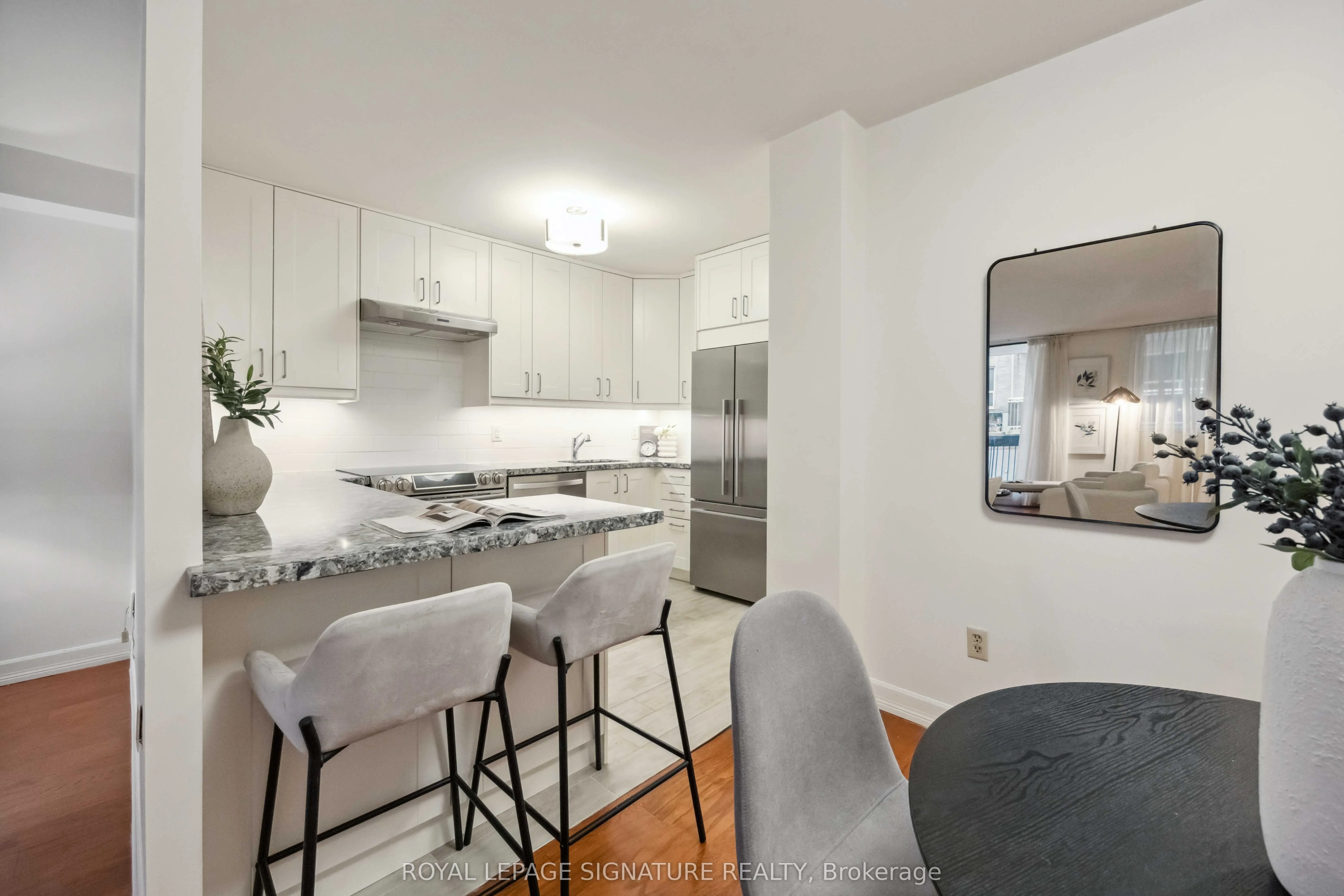 212 St. George Street, #201