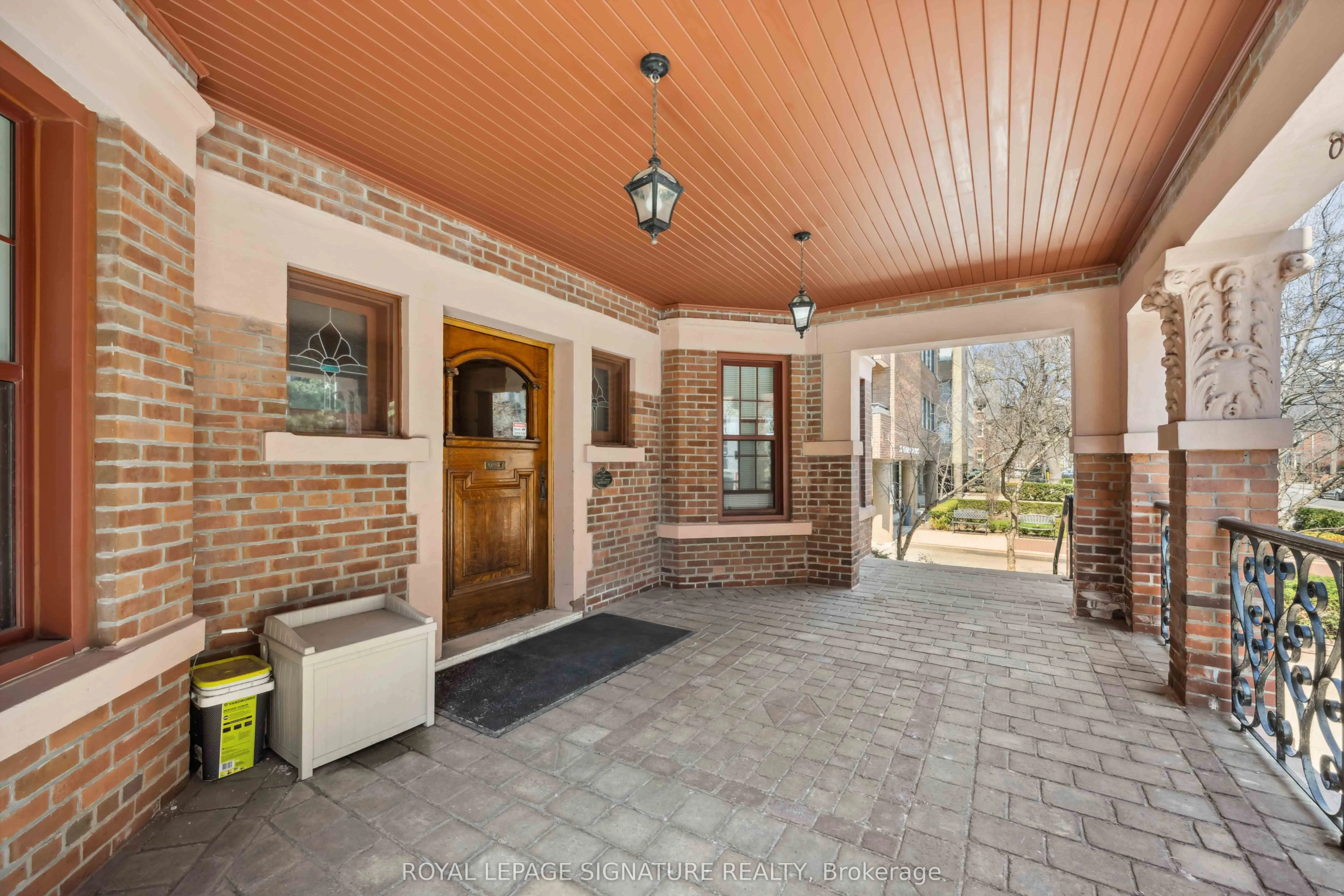 212 St. George Street, #201