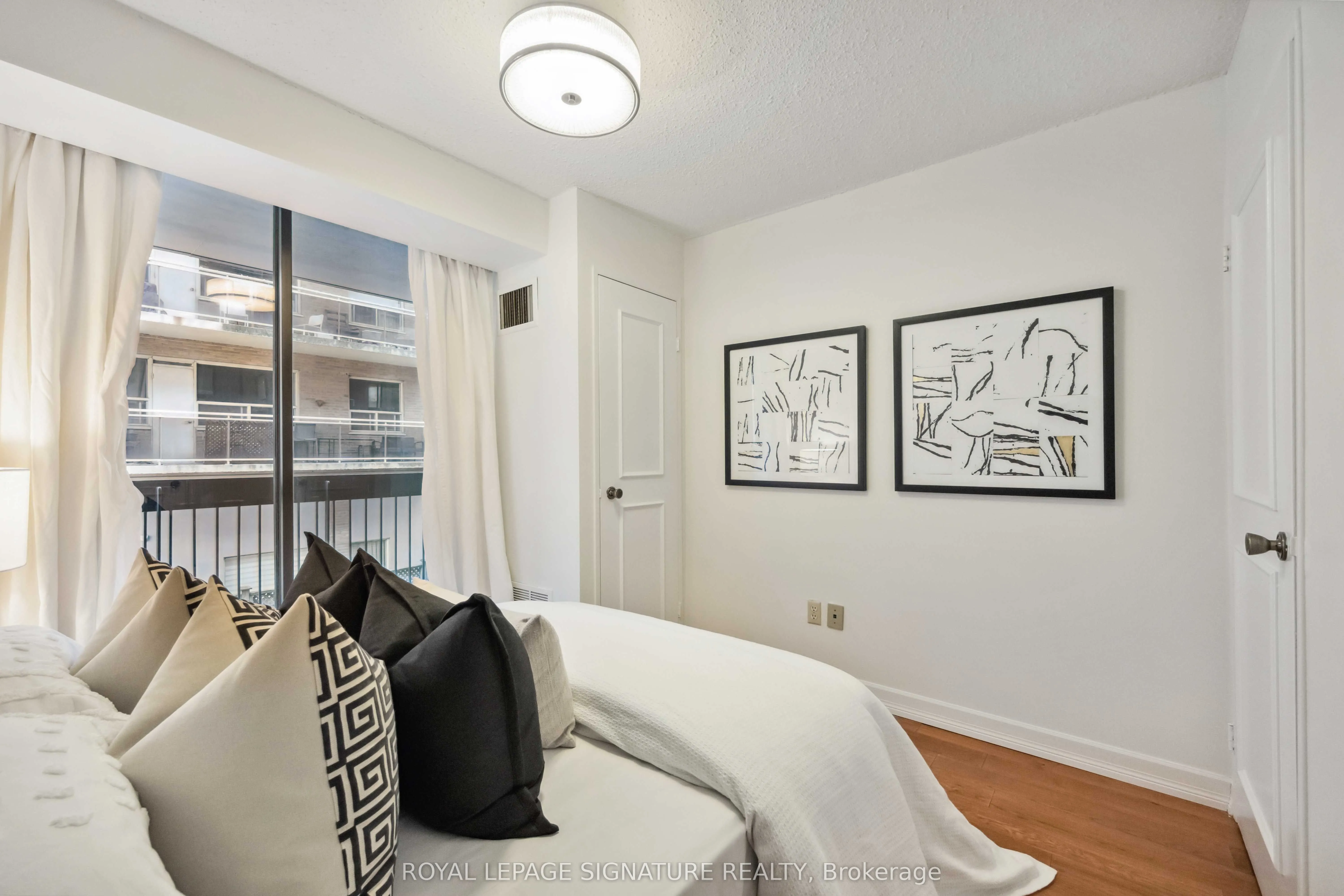 212 St. George Street, #201