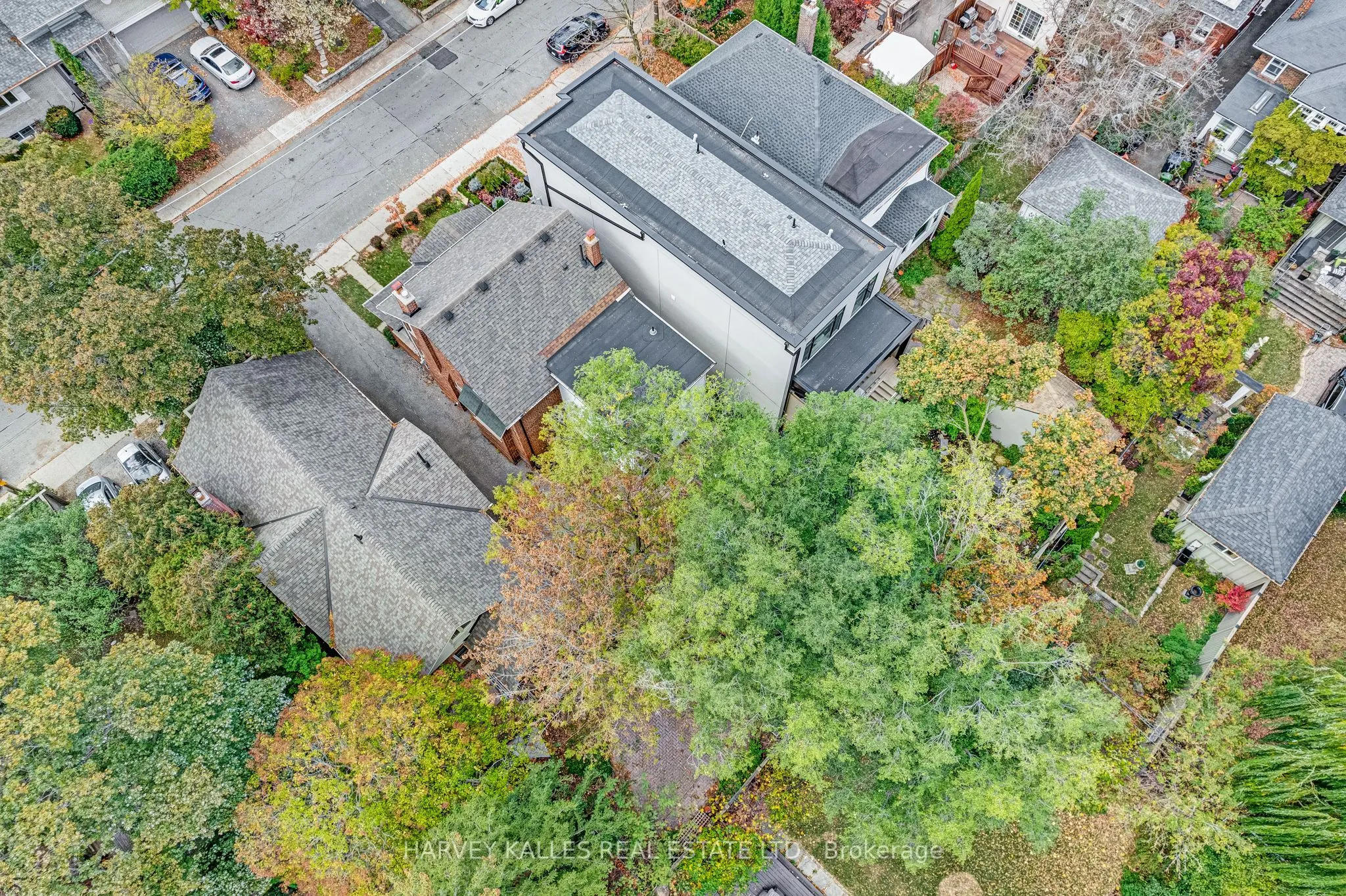 311 Rosewell Avenue