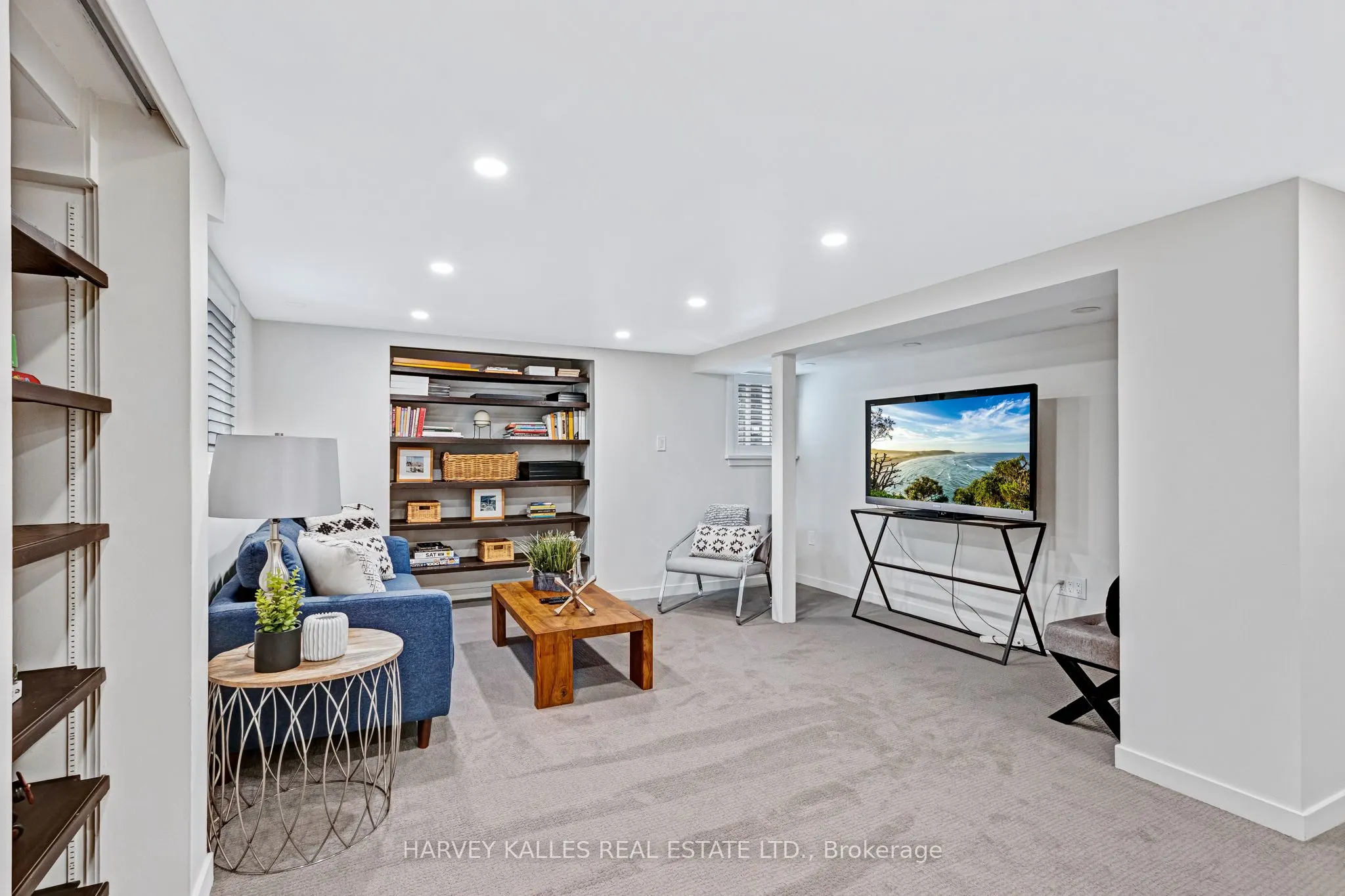 311 Rosewell Avenue