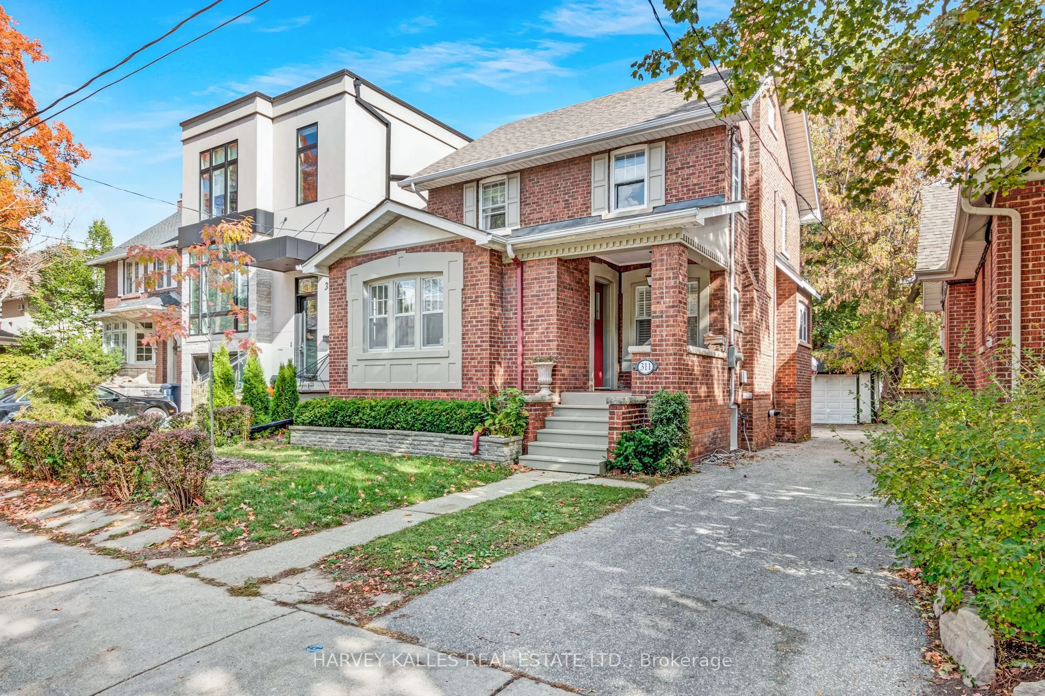 311 Rosewell Avenue