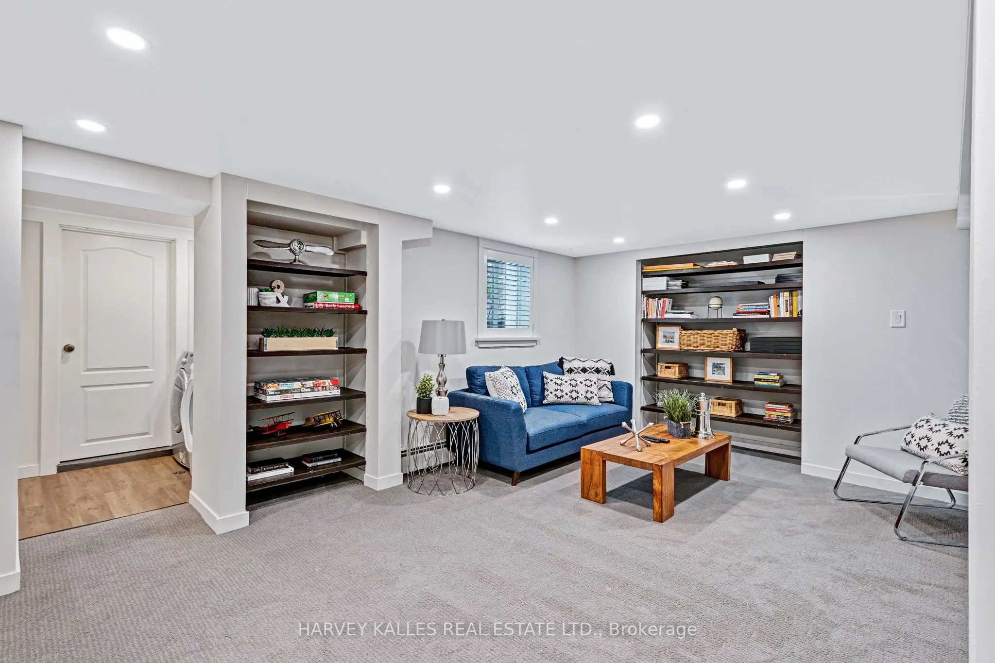 311 Rosewell Avenue
