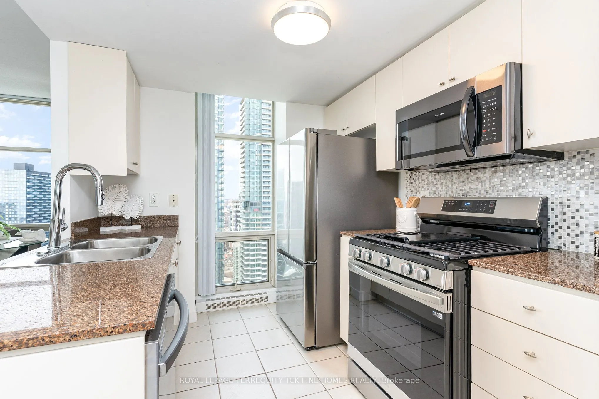35 Mariner Terrace #5303